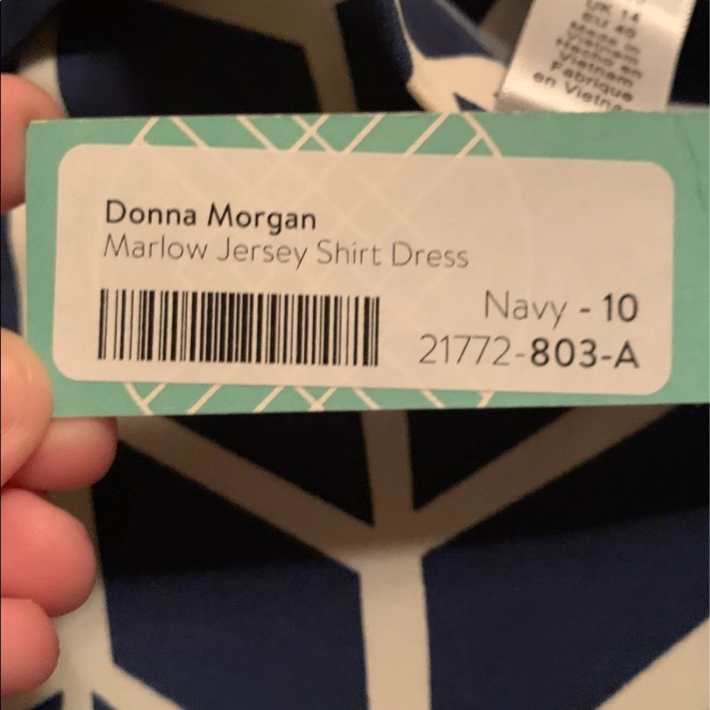 Dress - Picture 4 of 5